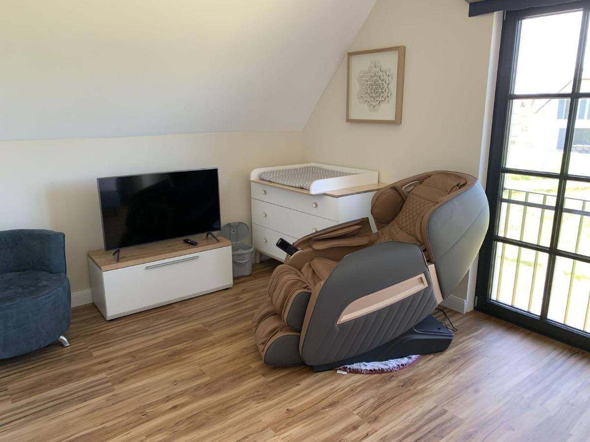 Reetland Am Meer - Premium Reetdachvilla Mit 3 Schlafzimmern, Sauna, Kamin Und Massagesessel F05 Dranske Zewnętrze zdjęcie